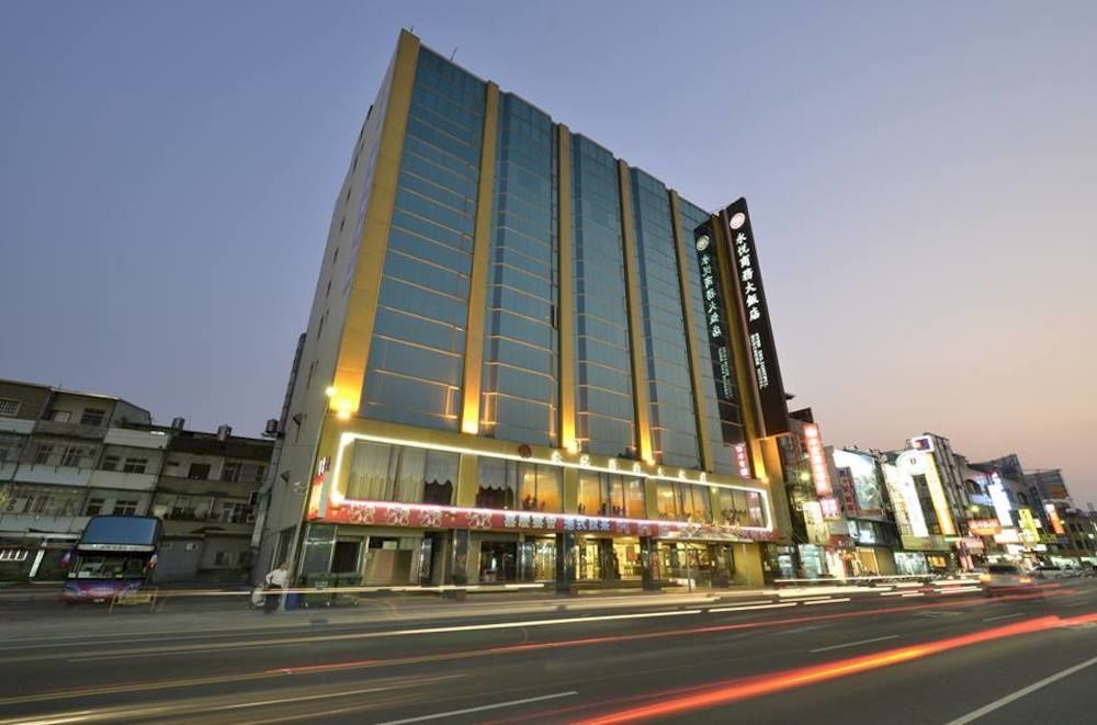 Ever Delightful Business Hotel Chiayi City Exteriör bild