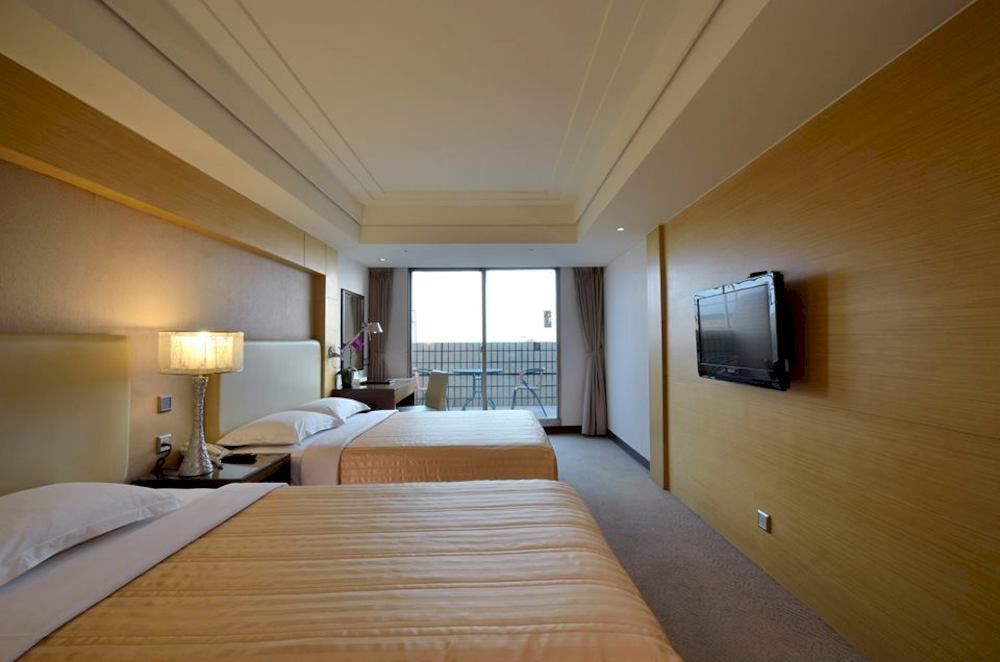 Ever Delightful Business Hotel Chiayi City Exteriör bild