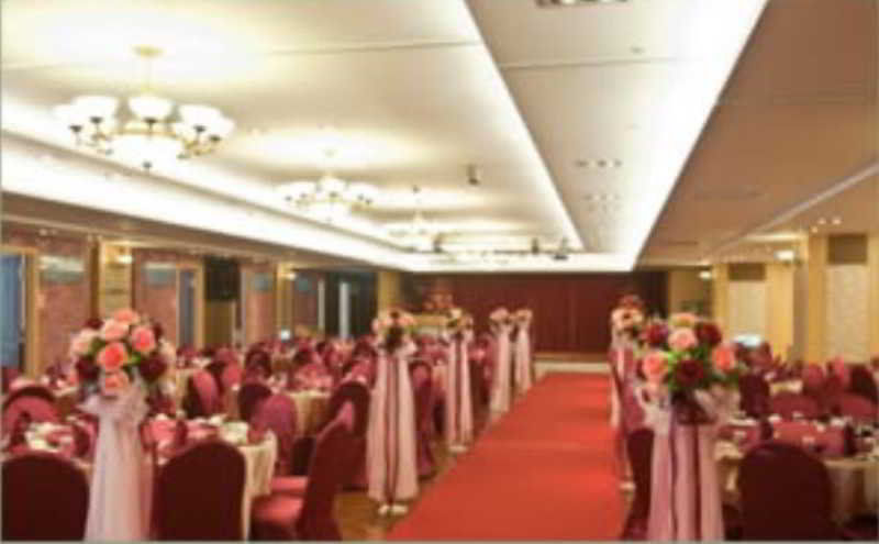 Ever Delightful Business Hotel Chiayi City Exteriör bild