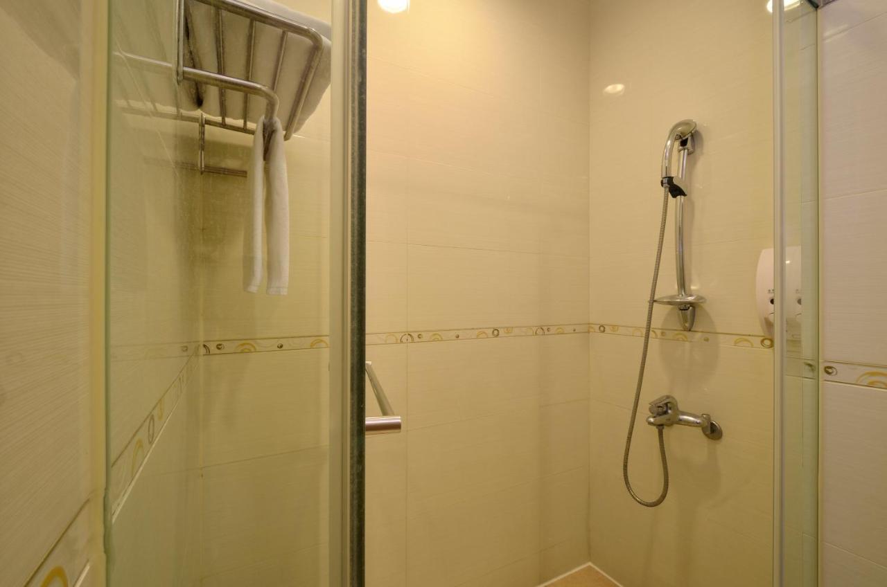 Ever Delightful Business Hotel Chiayi City Exteriör bild