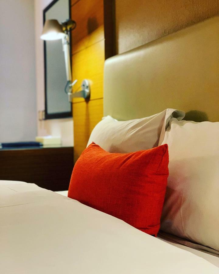 Ever Delightful Business Hotel Chiayi City Exteriör bild