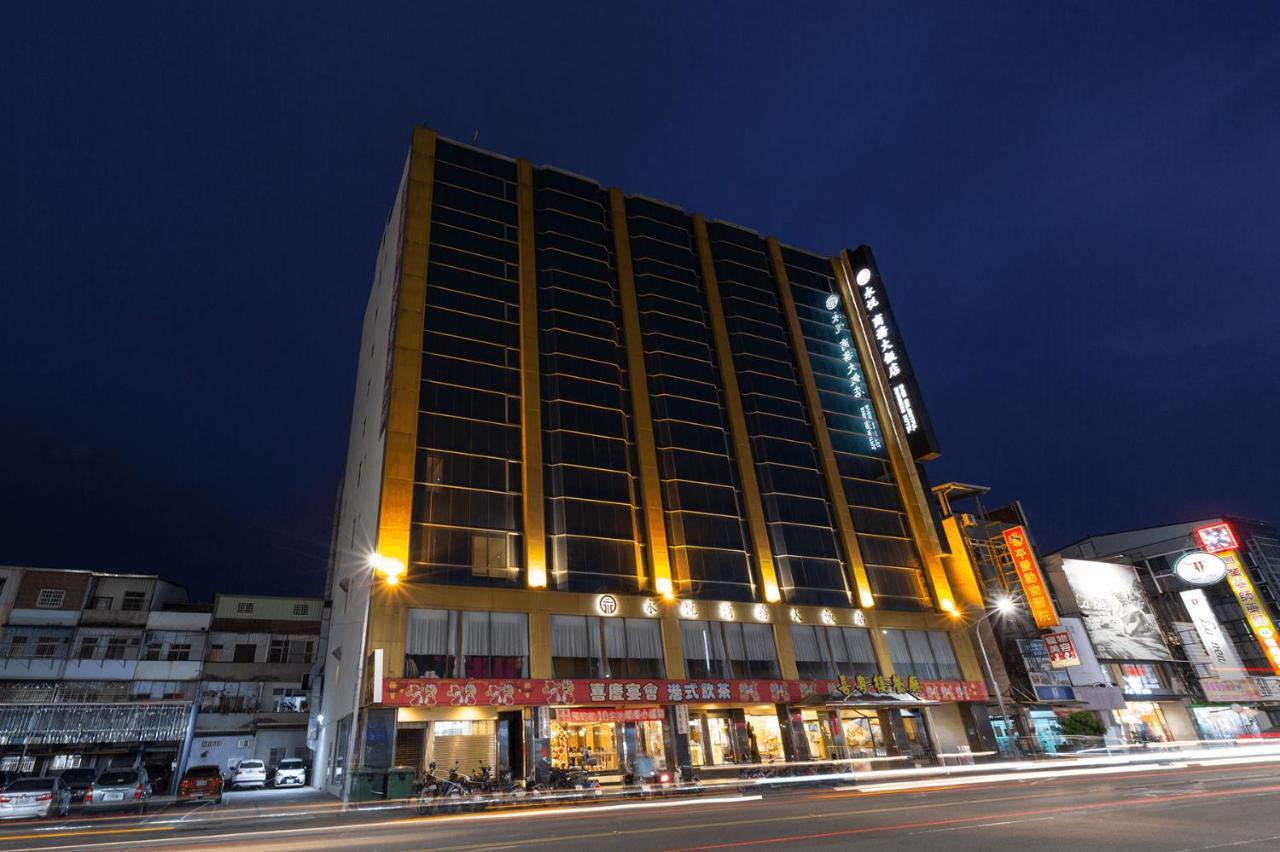Ever Delightful Business Hotel Chiayi City Exteriör bild