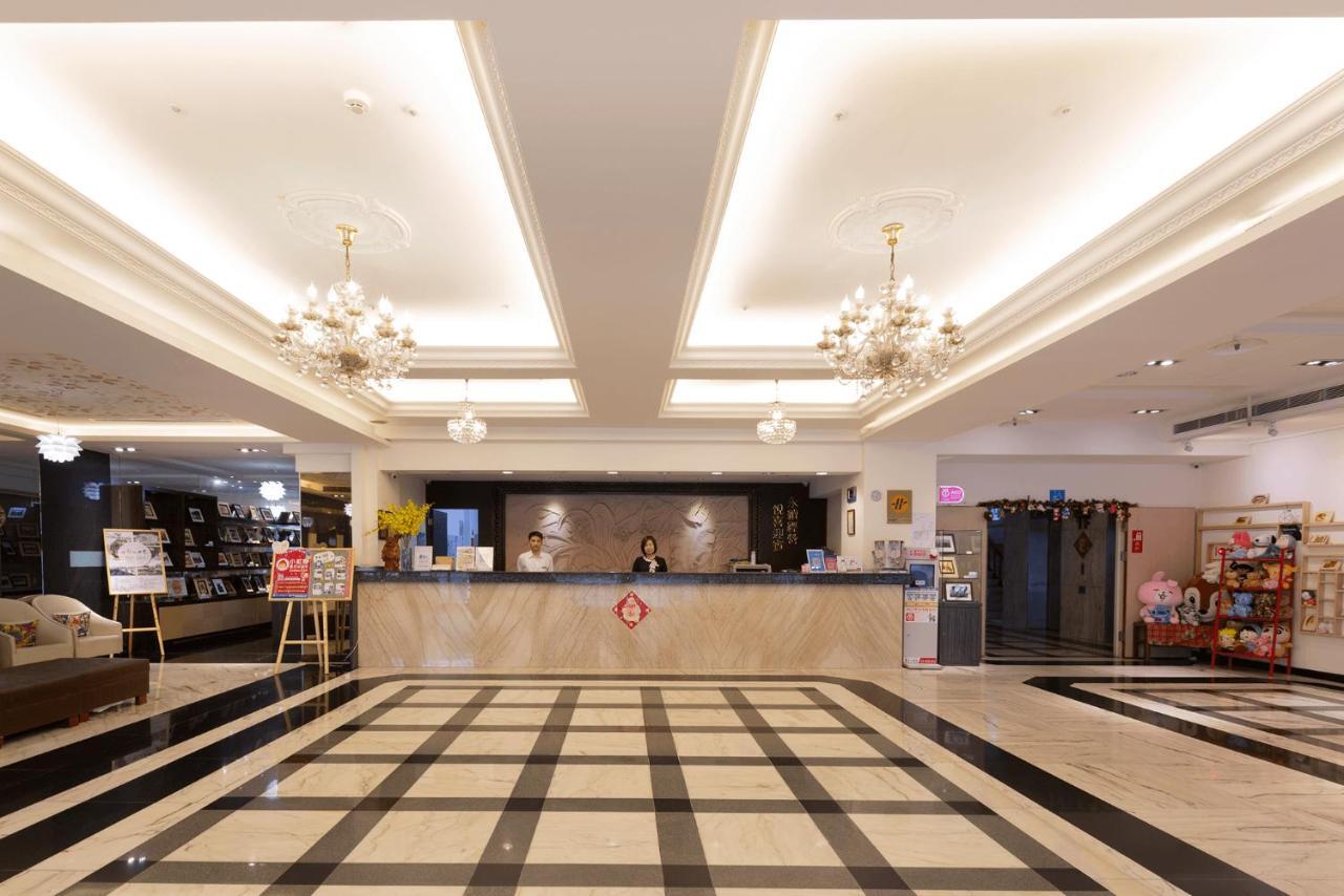 Ever Delightful Business Hotel Chiayi City Exteriör bild